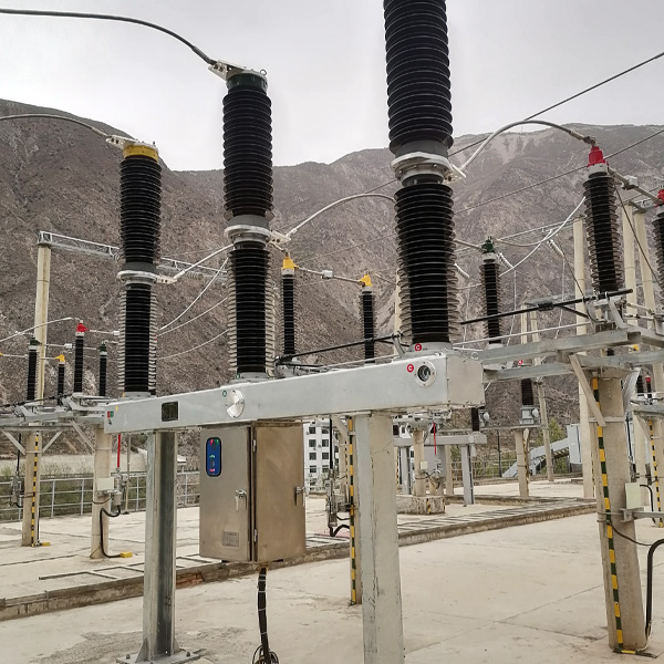 72.5kV extérieur à haute tension SF6 Circuit Circuit Circuit Breaker